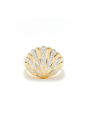 Yvonne Leon Coquillage Signet Ring in 18K Yellow Gold/Diamond, Size 7