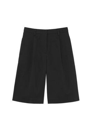 Matteau Long Chino Shorts in Black, Size 1