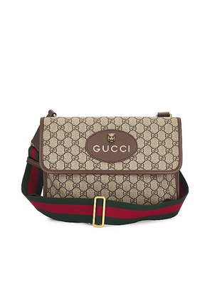 FWRD Renew Gucci GG Supreme Shoulder Bag in Beige.