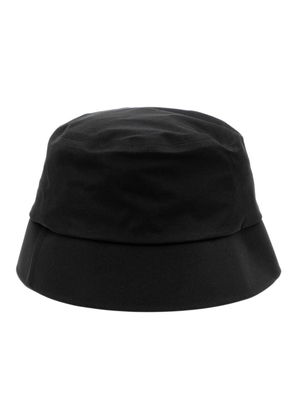 Goldwin logo-embroidered bucket hat - Black