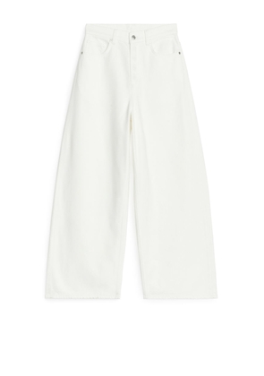 TULSI Relaxed Jeans - White