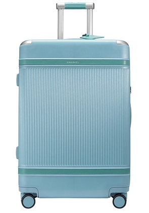 Paravel Aviator100 Checked Suitcase in Marine Blue - Blue. Size all.