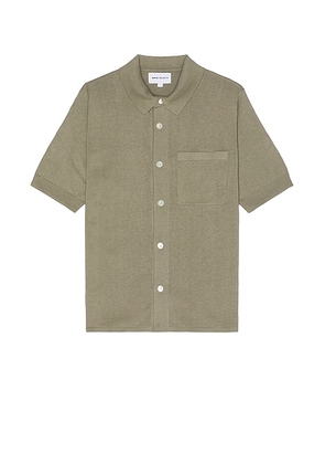 Norse Projects Rollo Cotton Linen Short Sleeve Shirt in Clay - Grey. Size L (also in M, S, XL/1X).