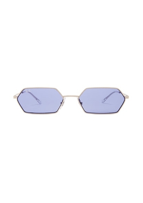 Ray-Ban Yevi Sunglasses in Blue - Blue. Size all.