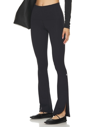 STRUT-THIS The Rollover Pant in Black. Size M, S, XL, XS.