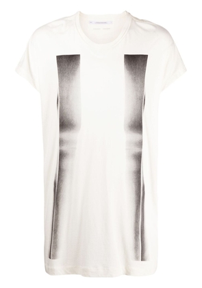 Julius graphic-print crew-neck T-shirt - White