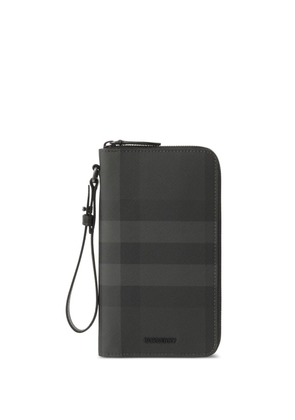 Burberry check-pattern zipped travel wallet - Black