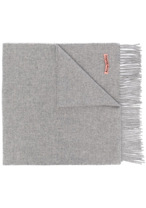 Acne Studios fringed wool scarf - Grey