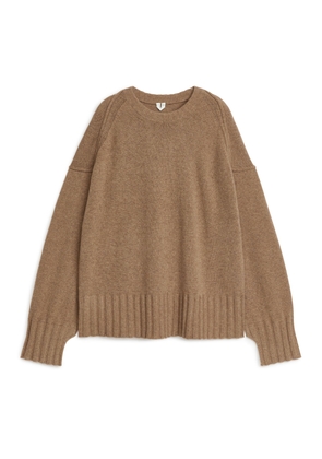 Oversized Wool Jumper - Brown