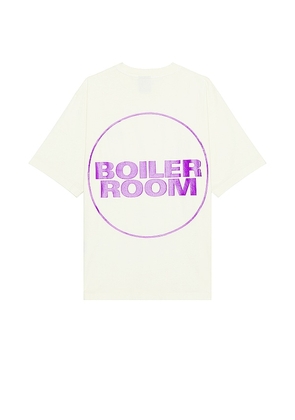 Boiler Room Core T-Shirt in Cream. Size XL/1X.