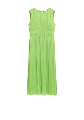 Crinkled Sleeveless Dress - Green