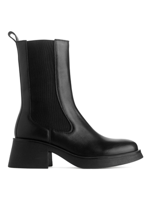 Chunky Chelsea Boots - Black
