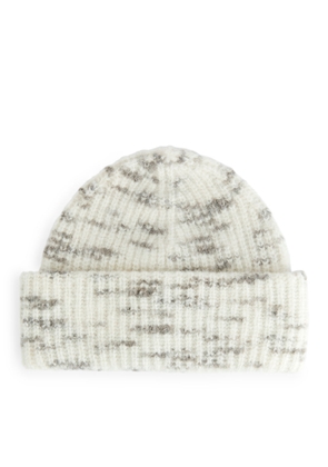 Space-Dyed Chunky Beanie - Beige