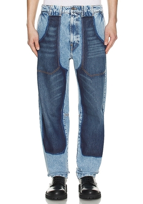 Diesel Jeans in Blue. Size 32.