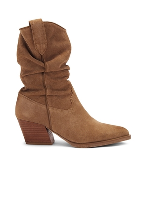 Steve Madden Taos Boot in Taupe. Size 10, 11, 7, 8, 9.