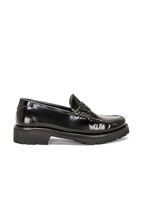 Saint Laurent Mag 15 Moccasin in Nero - Black. Size 37 (also in 37.5, 38, 38.5, 39, 39.5, 40, 40.5).