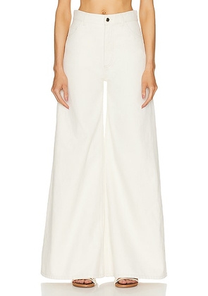 Chloe Pant in Iconic Milk - Cream. Size 40 (also in ).