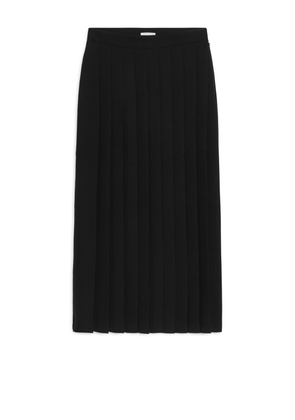 Pleated Midi Skirt - Black