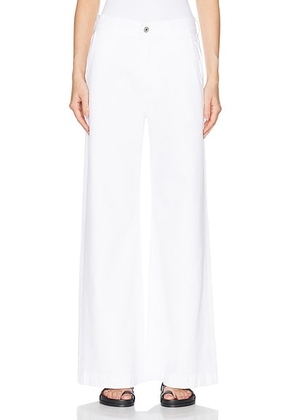 Citizens of Humanity Beverly Wide Leg in Seashell - White. Size 23 (also in 24, 25, 26, 27, 28, 29, 30, 31, 32, 33, 34).