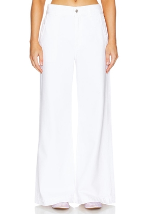 Citizens of Humanity Beverly Wide Leg in White. Size 24, 25, 26, 27, 28, 29, 30, 31, 32, 33, 34.