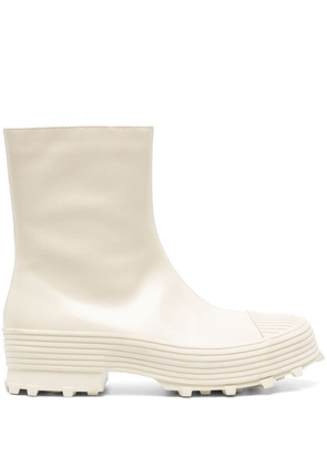 CamperLab Traktori leather ankle boots - White