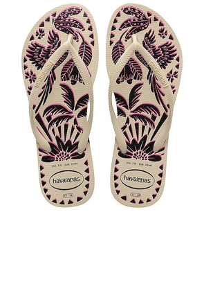 Havaianas Slim Tucano Sandal in Beige. Size 37/38, 41/42.