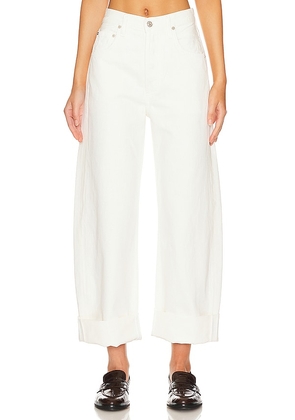 Citizens of Humanity Ayla Baggy Cuffed Crop in White. Size 29, 31, 34.
