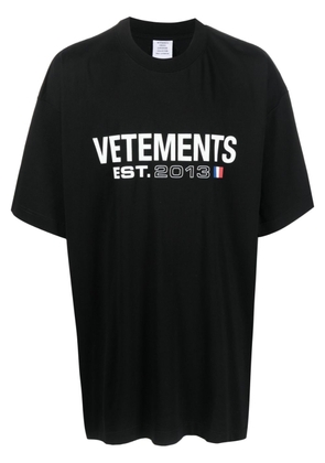 VETEMENTS logo-print T-shirt - Black