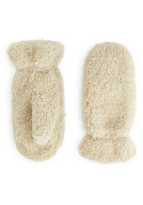 Padded Pile Mittens - Beige