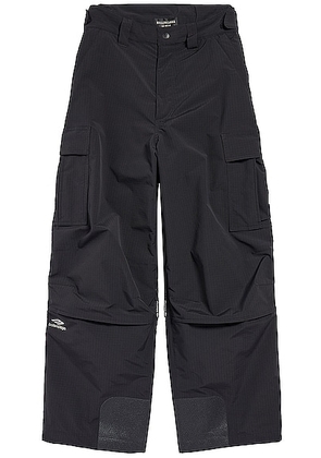 Balenciaga Ski Cargo Pant in Black - Black. Size 48 (also in ).
