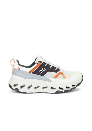 On Cloudhorizon Sneaker in Aloe & Frost - Light Grey. Size 10.5 (also in 11, 13).