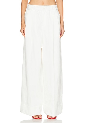 Christopher John Rogers Elastic Waist Wide Leg Pant in Marshmallow - White. Size L (also in M, S, XS).