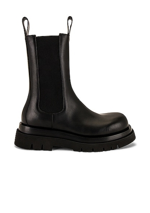 Bottega Veneta Chelsea Boot in Black - Black. Size 40 (also in ).