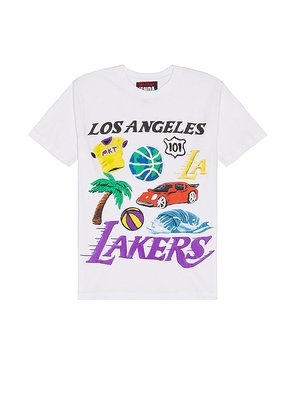 Market Lakers T-shirt in White. Size XL/1X.