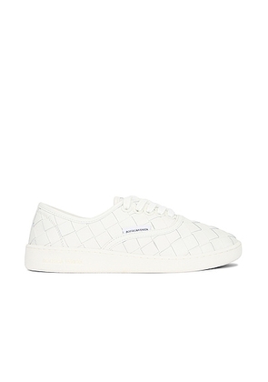 Bottega Veneta Fabric Sneaker in White - White. Size 41 (also in 42).