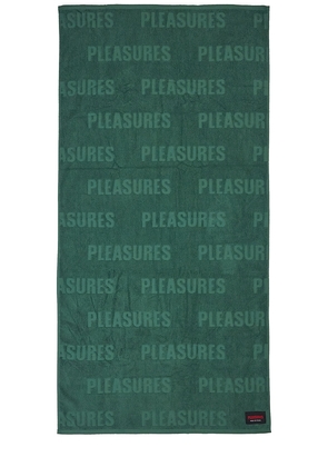 Pleasures Impact Bath Towel in Dark Green.