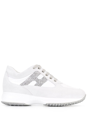 Hogan studded logo lace up sneakers - White