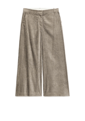 Wide Corduroy Trousers - Brown
