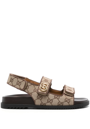 Gucci GG Supreme canvas sandals - Brown