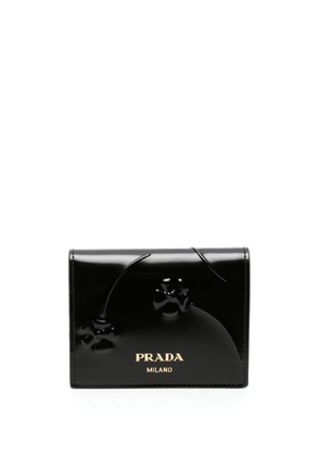 Prada logo-plaque floral-embossed patent wallet - Black