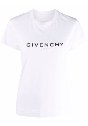 Givenchy reverse logo-print slim T-shirt - White