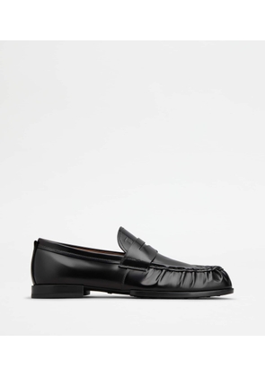 Tod's - Loafers in Leather, BLACK, 7C - Shoes