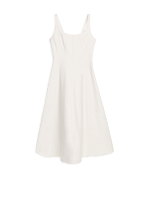 Scoop Neck Panel Dress - White