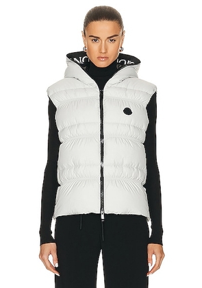 Moncler Weser Vest in White - White. Size 1/S (also in ).