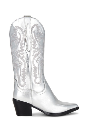 Jeffrey Campbell x REVOLVE The Kid Cowboy Boot in Metallic Silver. Size 6, 8, 9.5.