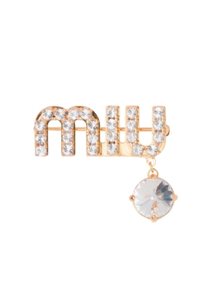 Miu Miu crystal-embellished logo brooch - Gold