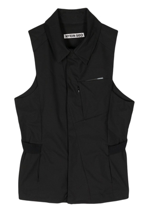 Hyein Seo logo-print sleeveless shirt - Black