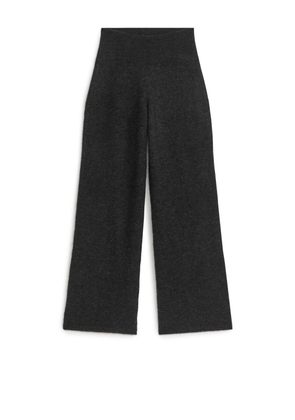Knitted Alpaca Trousers - Grey