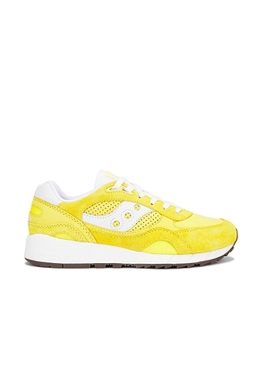Saucony Shadow 6000 in Yellow & White - Yellow. Size 10 (also in 10.5, 11, 11.5, 13, 8, 8.5, 9.5).