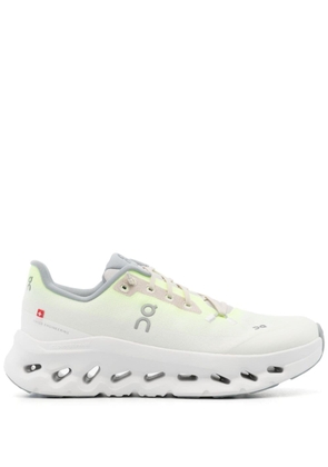 On Running Cloudtilt logo-embossed sneakers - White